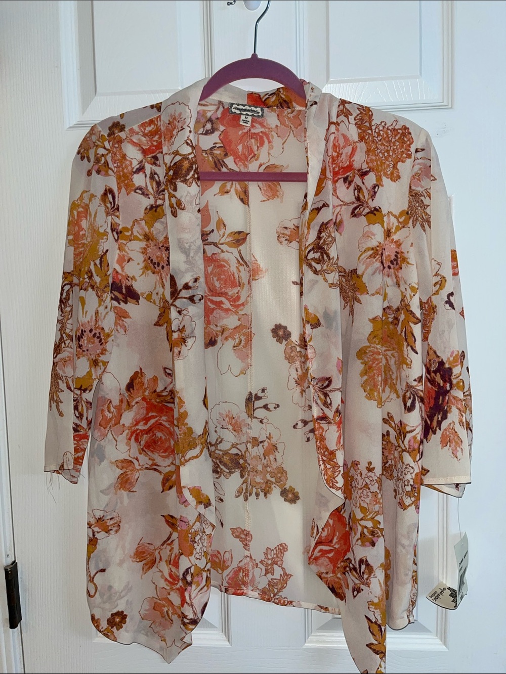 Eyeshadow Floral Sheer Kimono Jacket in Cream, Pink, Rust